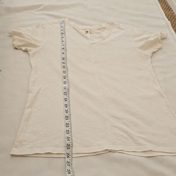 American Giant vneck tshirt size medium - Picture 4 of 8